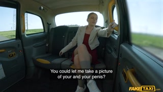 The Blonde Bombshell and the Penis Project  - бесплатное порно на GEEZ.TUBE