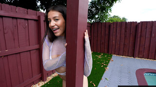 Amira Mae and GI Joey's Steamy Backyard Session - бесплатное порно на GEEZ.TUBE