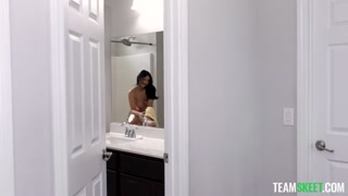 Thong and Temptation: I Got My Stepbrother to Breed Me! - бесплатное порно на GEEZ.TUBE
