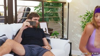 Small Ass Gets Spanked and Fucked - бесплатное порно на GEEZ.TUBE