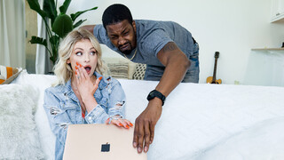 Black Dick Dominates Blonde MILF in Thong - бесплатное порно на GEEZ.TUBE