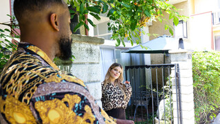 Riley Rose Gives Blowjob & Takes Black Cock Rough - бесплатное порно на GEEZ.TUBE