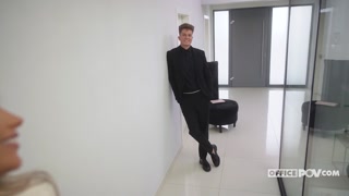 Office MILF Hunter - бесплатное порно на GEEZ.TUBE