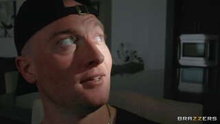 Blowjob Brigade Shares Pie - бесплатное порно на GEEZ.TUBE