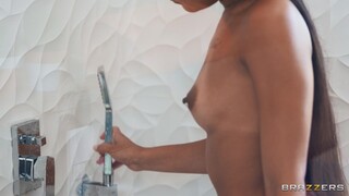 Her New Tattoo, His Pleasure - бесплатное порно на GEEZ.TUBE