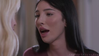 Blonde Shemale Ava Holt Sucks & Rides for Cumshot in Hot Scene - бесплатное порно на GEEZ.TUBE