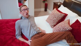 Danny D Pounds Mariana Martix In Hot Anal BnB - бесплатное порно на GEEZ.TUBE
