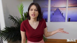 Stopover Seduction - бесплатное порно на GEEZ.TUBE