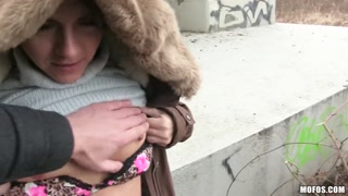 Euro Hottie Sasha Zima Wild Outdoor Action - бесплатное порно на GEEZ.TUBE