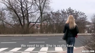 Cayla Lyons: Small Boobed Blonde Babe - бесплатное порно на GEEZ.TUBE