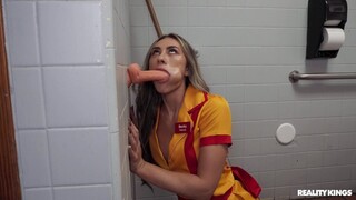 Joey's Bathroom Sex Toy Fun - бесплатное порно на GEEZ.TUBE