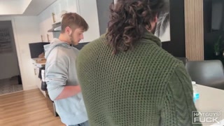Short Hair, Big Action: Brock Fisher & Leo Woodman - бесплатное порно на GEEZ.TUBE