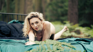Fingering and Kissing with Czech Nymph - бесплатное порно на GEEZ.TUBE