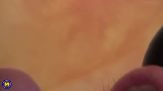 Older Cop Isabela Loves Cum on Her Face - бесплатное порно на GEEZ.TUBE
