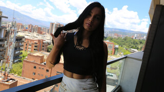 Смотри Latina Riding Queen Valery Santos Takes a Cumshot на GEEZ.TUBE - лучшие видео