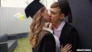 Смотри Blonde Girl with Tattoo and Deepthroat на GEEZ.TUBE - лучшие видео